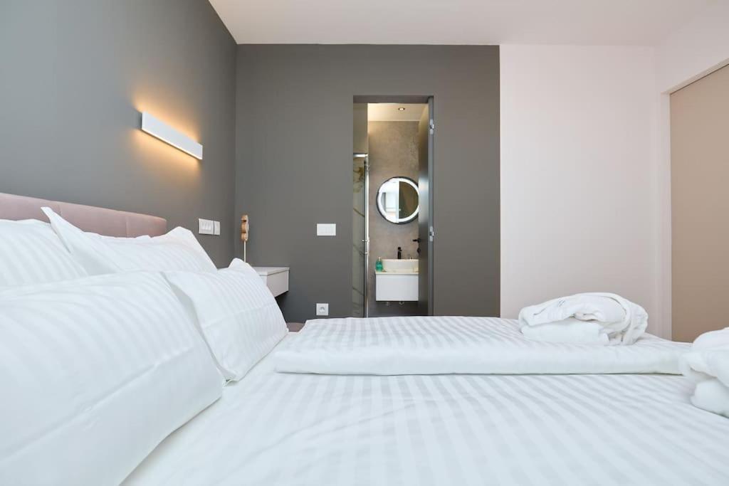 New & Stunning Views In Luxury 5* Divona Apartment ドゥブロブニク エクステリア 写真
